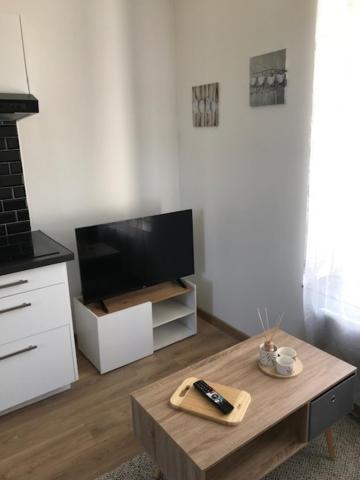 Logement T2-Rue-Maisonnette Sncf-Amboise Buitenkant foto